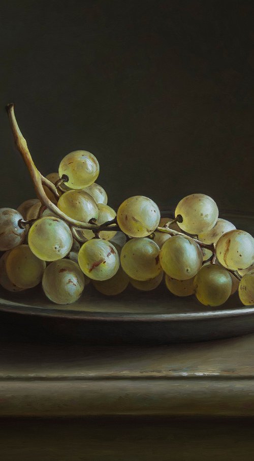 Grapes in a pewter plate by Albert Kechyan