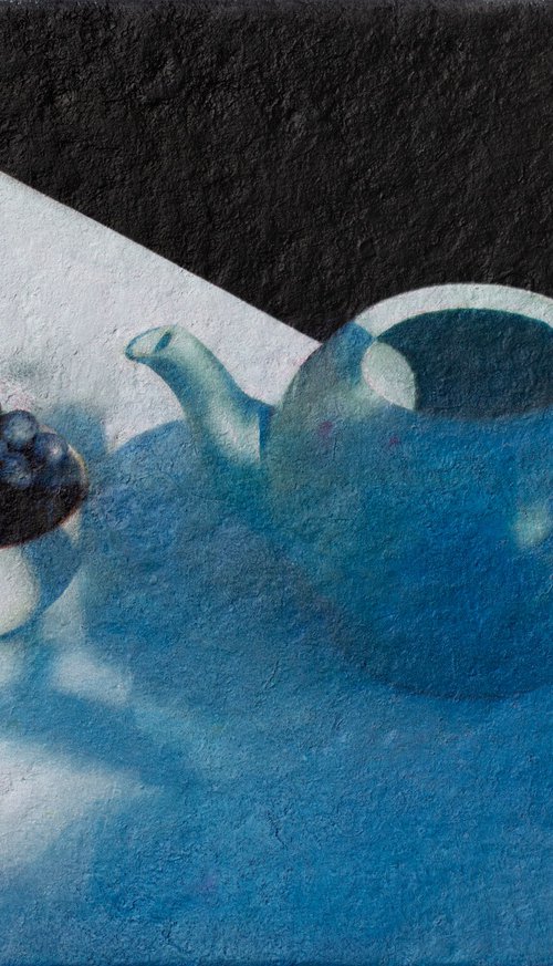 Blueberries and the Teapot by Andrejs Ko