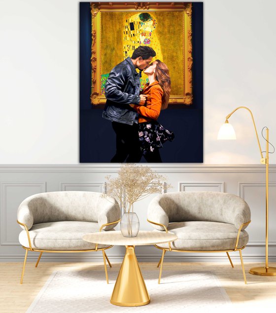 Couple in museum with The Kiss Klimt - Love art Gift