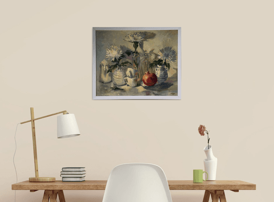 An arrangement in white