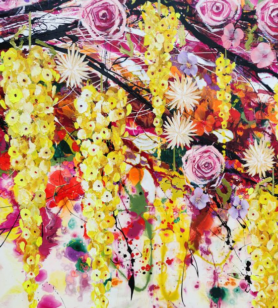 Study in Luminous Gravity