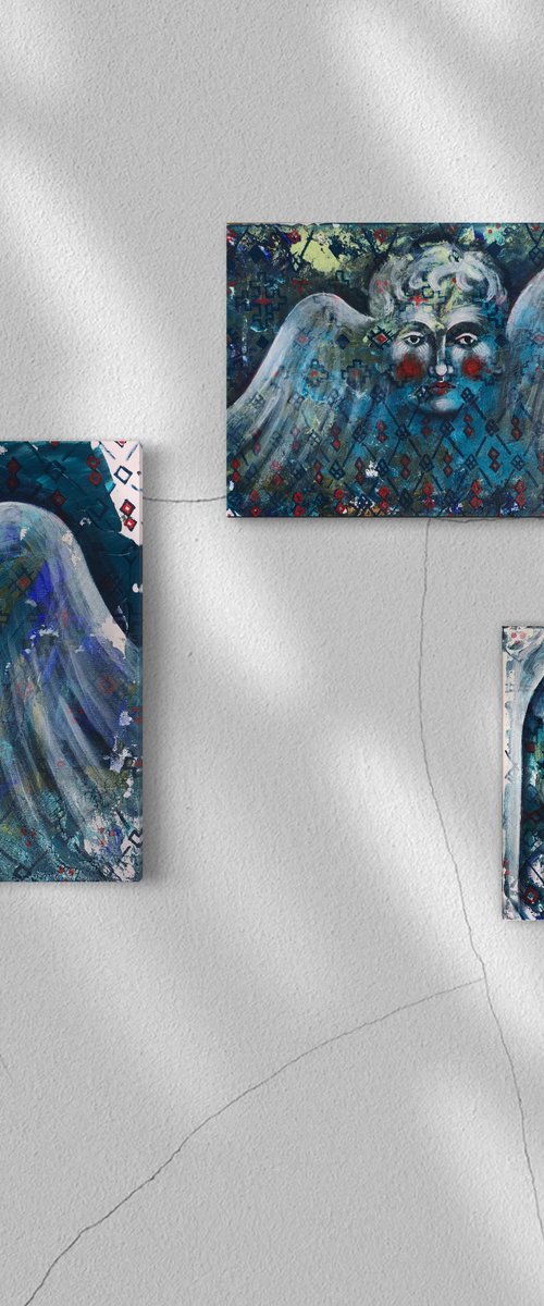 «Cherubs» blue modern triptych with angels by Yuliia Chaika