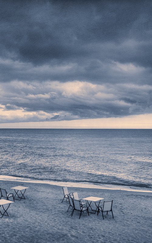 Beachside before the storm. by Valerix