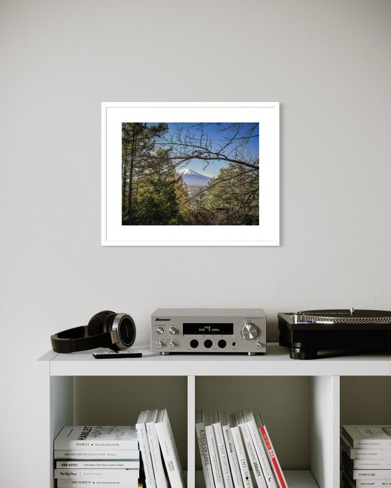 GLIMPSE OF FUJI II