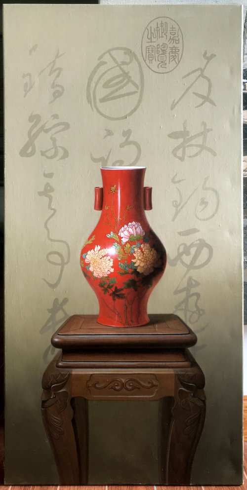 Still life:Chinese China vase on the table by Kunlong Wang