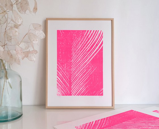 Neon pink palm leaf ⋅ Linocut print