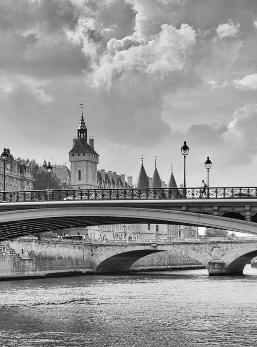 Piece of Paris by Vlad Durniev
