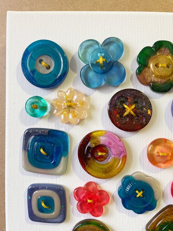 Cheerful buttons