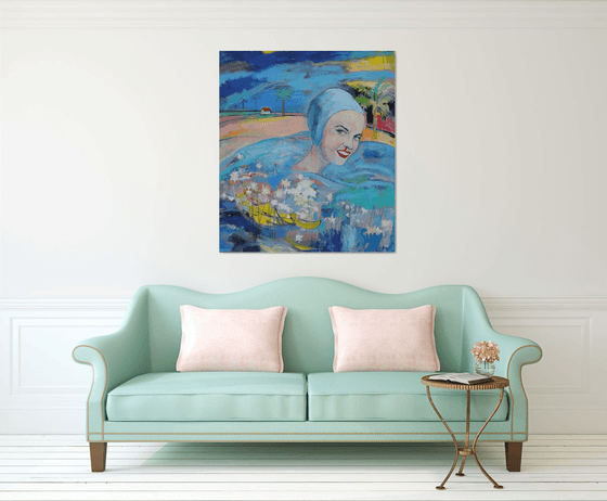 Swimmers and Glowing Algae