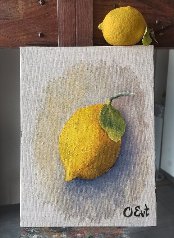 Sicilian lemon. Limone siciliano