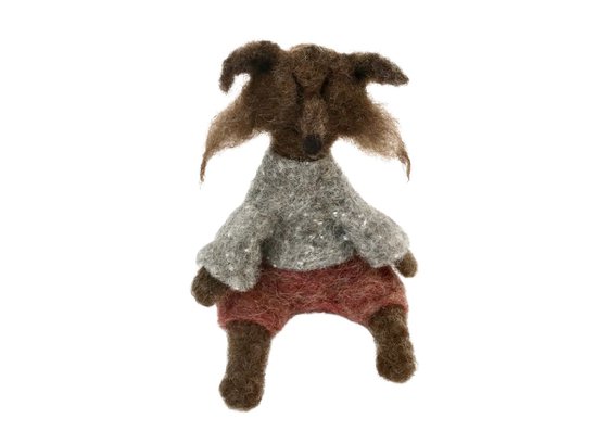 Loup aux balufres, woolen wolf