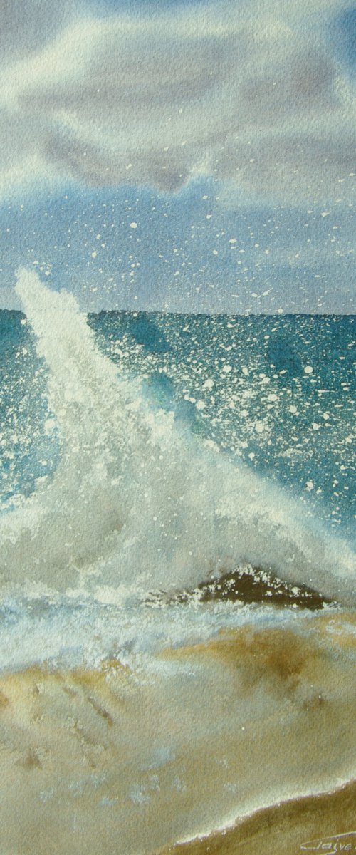 Wave spray by Elena Gaivoronskaia