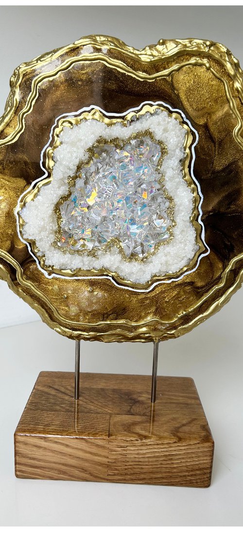 3D Geode Slice White & Gold, Unique gift, Home Decor, Luxury art, Crystal art, Geode sculpture, Standing geode by Alexandra Dobreikin