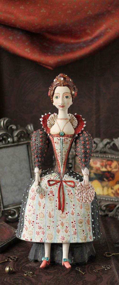 Renaissance Dame.  Wall sculpture by Elya Yalonetski by Elya Yalonetski