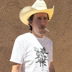 Visit Hank Lumen shop