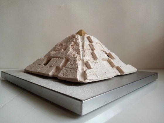 "The Great Pyramid of Giza"
