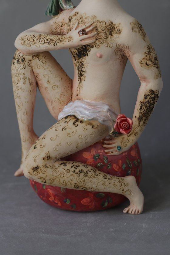 Rose of Cairo, Ceramic sculpture