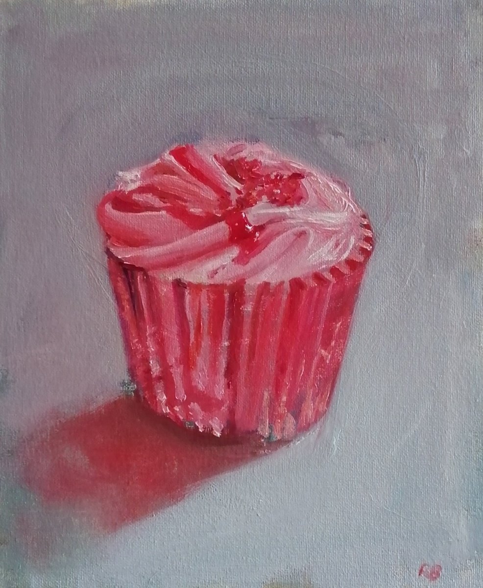 Pink cupcake by Rosemary Burn