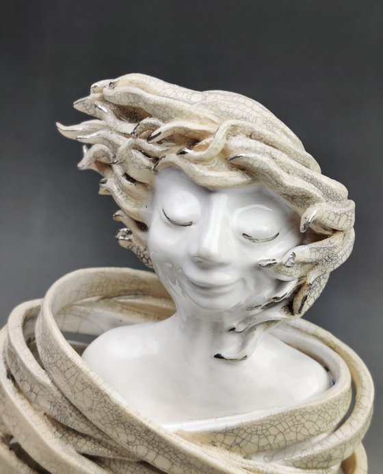 Ceramic | Small sculpture | Wind