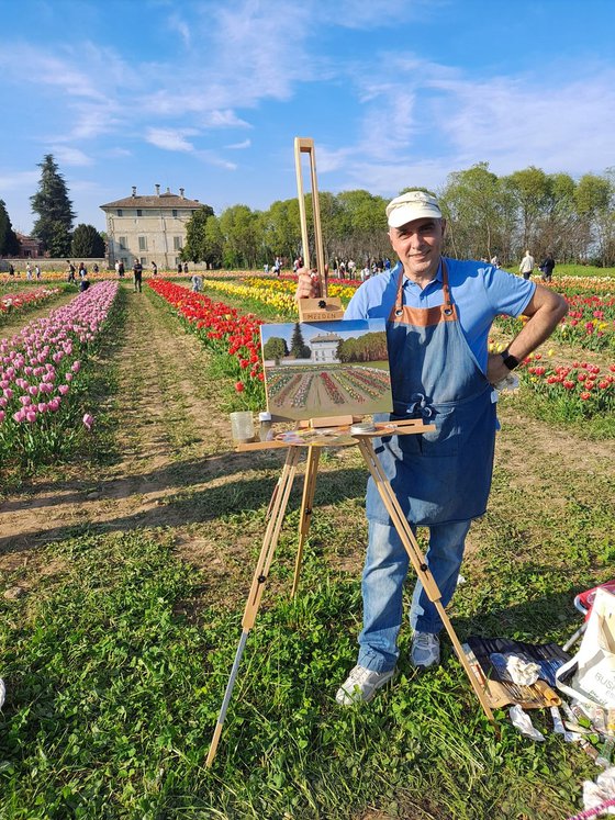 Springtime in Groppello d’Adda - Red Tulips
