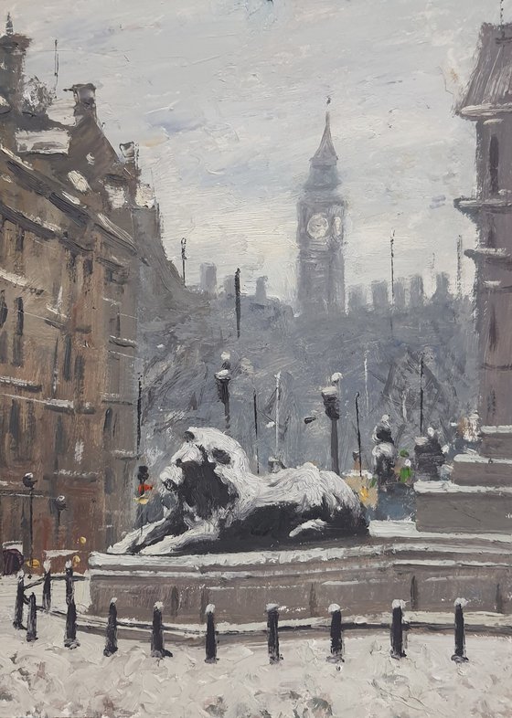 Trafalgar Square snow London