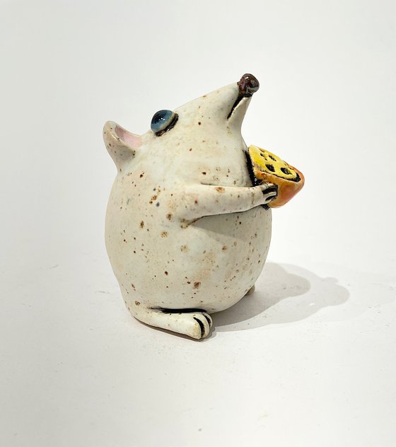White Charming Mouse