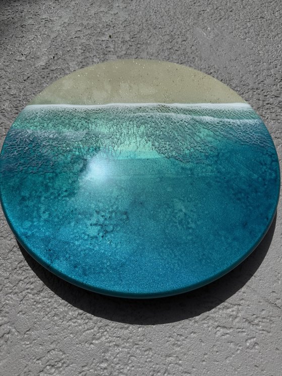 Round ocean #105