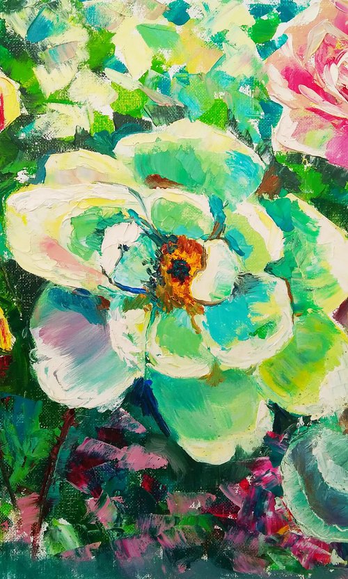 Blooming white rose hips by Yulia Berseneva