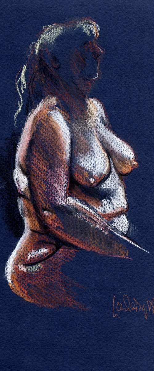 Female nude - seated - blue background by Louise Diggle