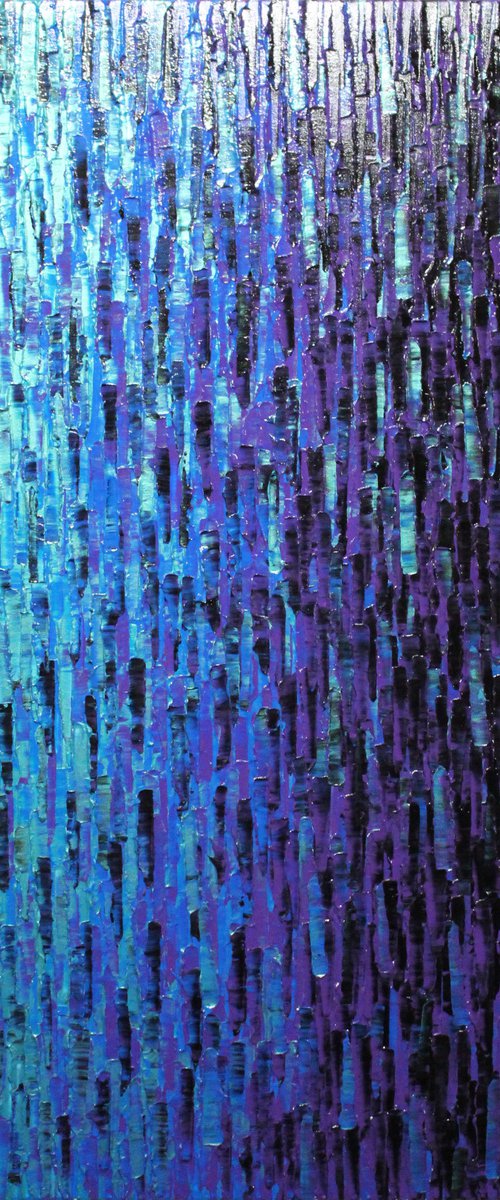 Iridescent blue purple fade by Jonathan Pradillon