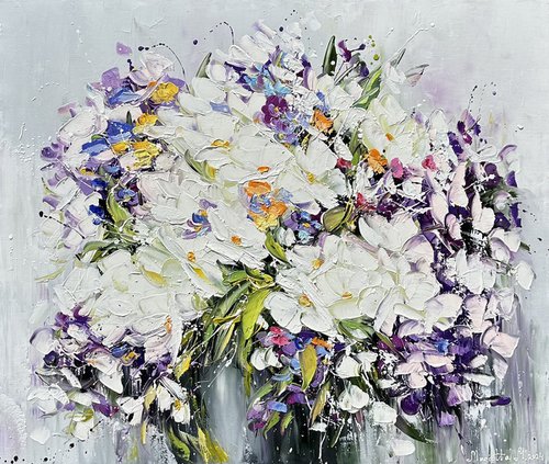 Delicate blossom bouquet by Marieta Martirosyan