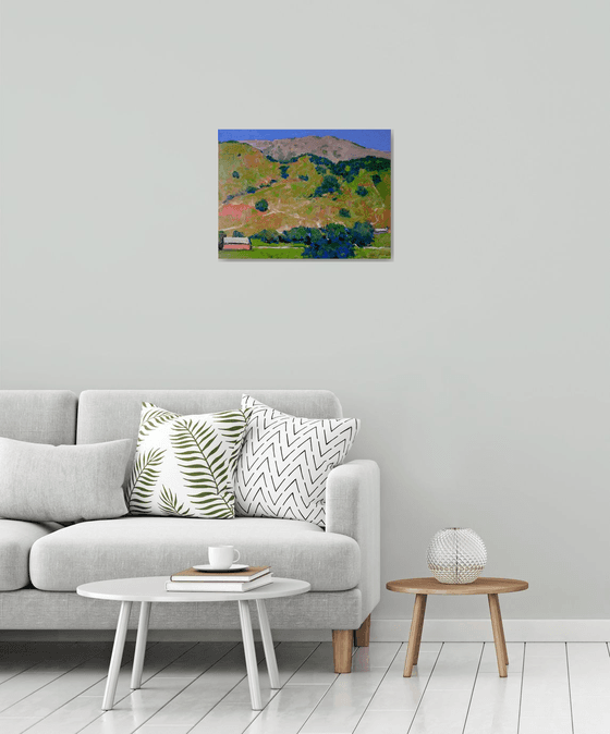 Green Hills. Mountains in California