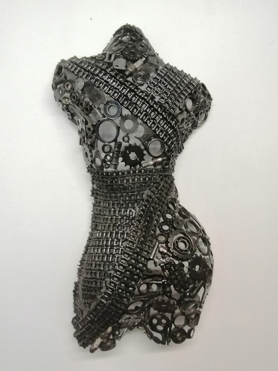 Octavia : Metal Female Sculpture