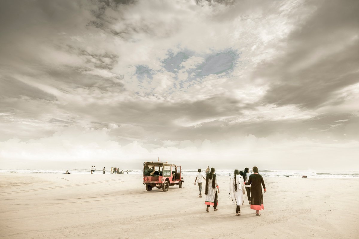 Photorealistic Landscape Photograph By Adam Regan, 36 X 24, Down To The Ocean, Original Artwork