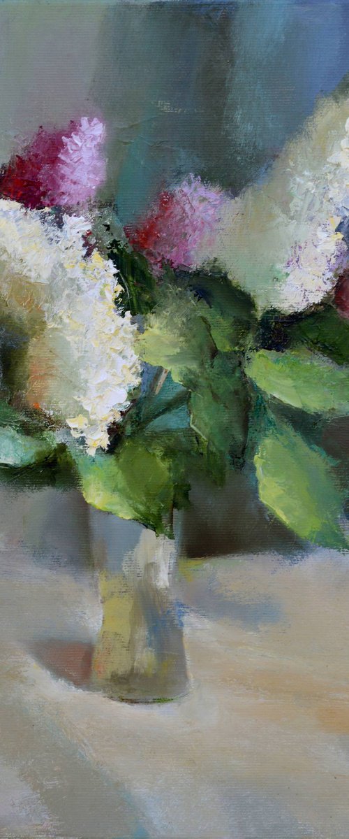 Lilac still-life by Elena Lukina
