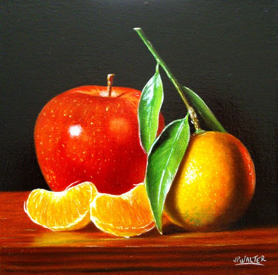 Apple with clementine