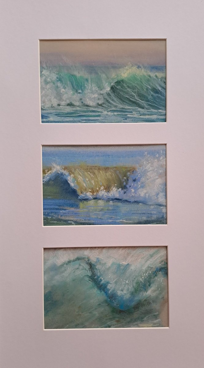 Waves by Olga Tretyak