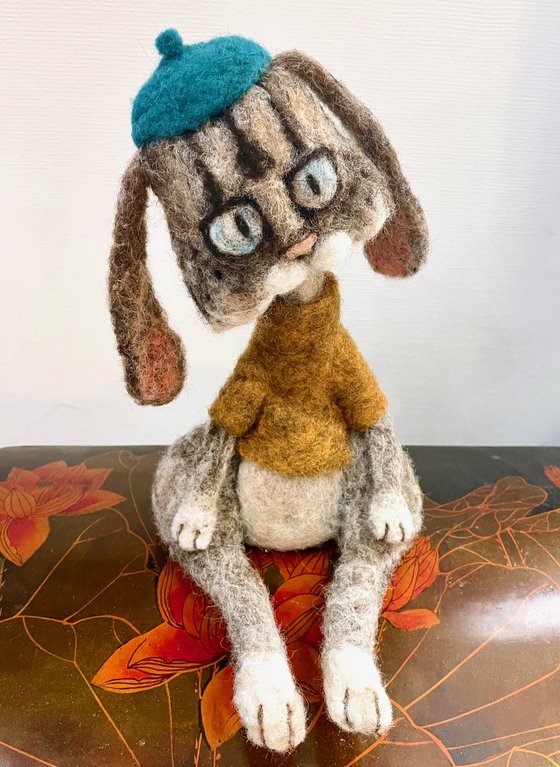 Cat MAGGIE, felted wool