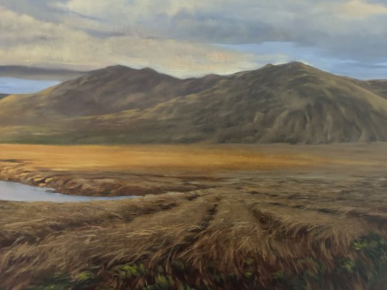 Early sunset over the mountains