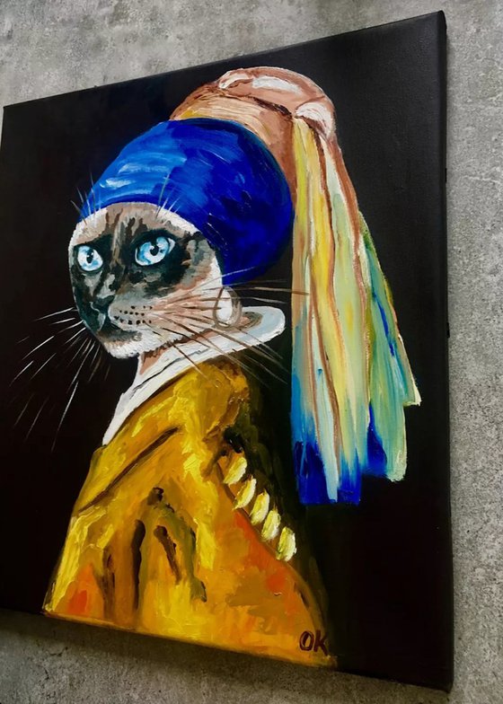 Cat with the pearl earring