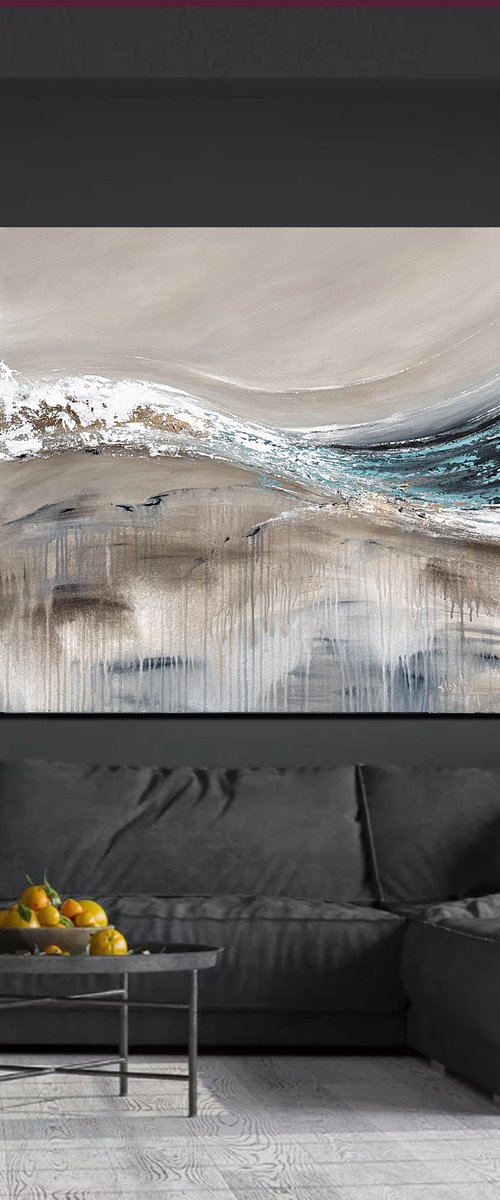 Moment Between Forms. golden accents by Tatiana Malinovscaia