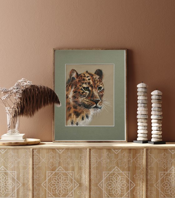 Leopard portrait  (pastel)