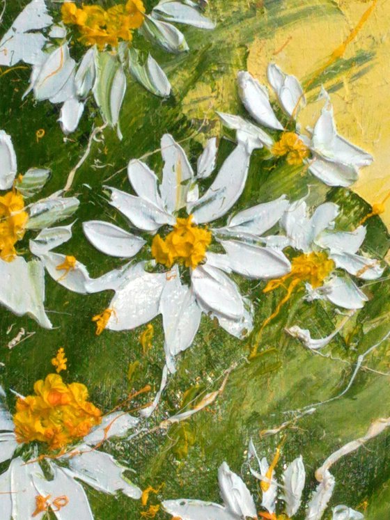 Daisy Painting Floral Original Art OIl Painting Chamomile Meadow Abstract Flowers Impasto Pallete Knife Small Home Wall Art 6 by 8"