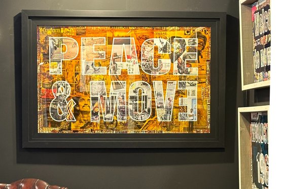 PEACE & MOVE