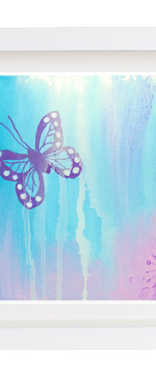 Mini butterfly catching the light by Suzie Cumming