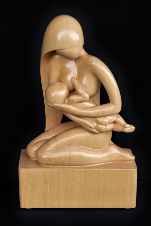 Wood sculpture MOTHER AND BABY by Jakob Wainshtein