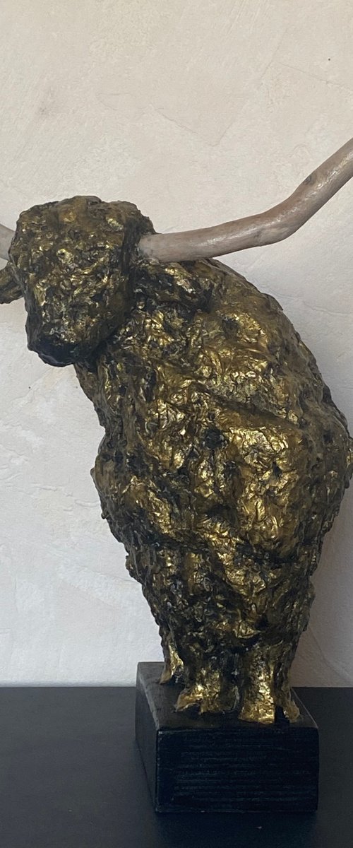 Golden bull by Anna Rogova