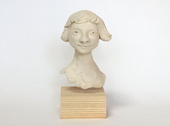 Amy: ceramic portrait sculpture