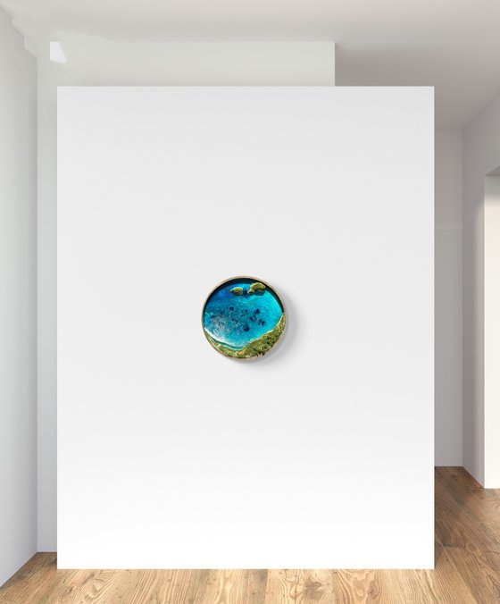 Ocean porthole #18