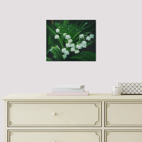 "Delicate lilies of the valley (option 2)"